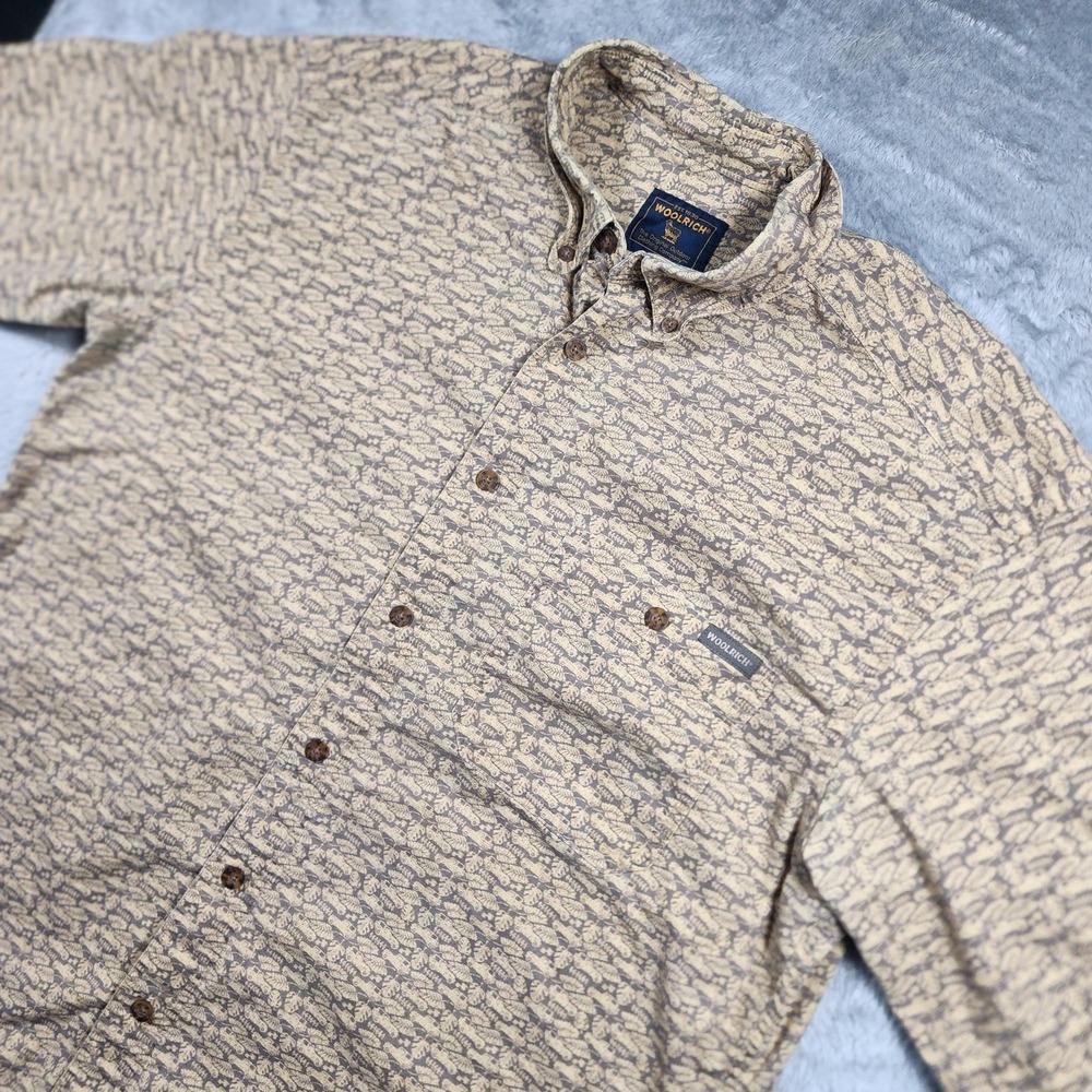 Woolrich Shirt Mens Large‎ Beige Truck Leaf Print Short Sleeve Button Up Outdoor
